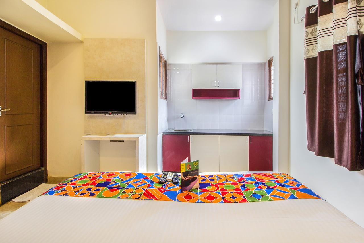 Fabhotel Crown Suites - Nr Sony Signals Бангалор Екстериор снимка