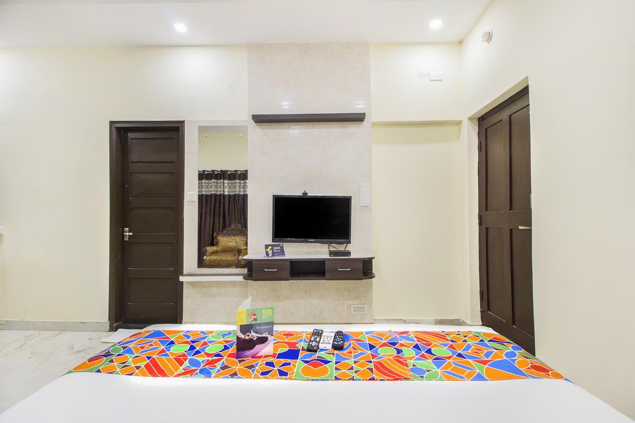 Fabhotel Crown Suites - Nr Sony Signals Бангалор Екстериор снимка